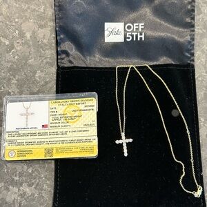 Saks 5th lab grown diamond 1.00 carat yellow gold cross necklace!